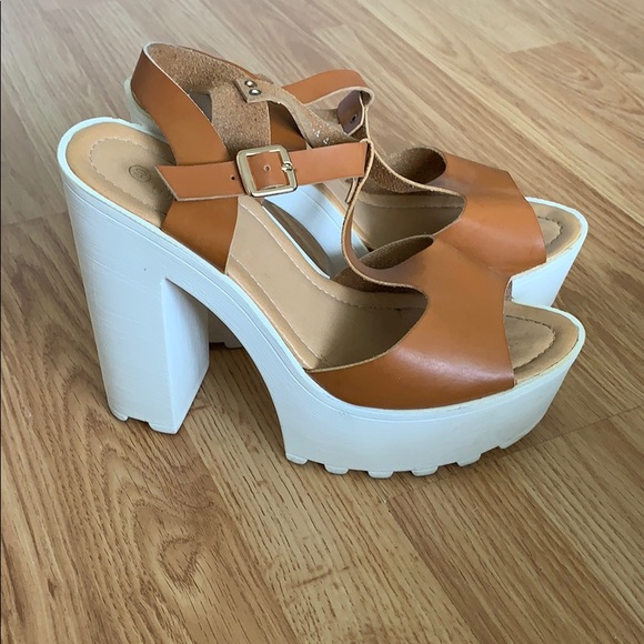 Cute chunky heels - Picture 2 of 2